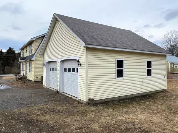 Bernardston, MA 01337,105 Bald Mountain Rd