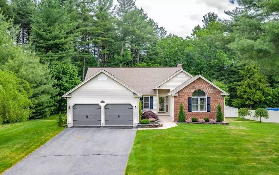 18 Patriots Way, Southwick, MA 01077