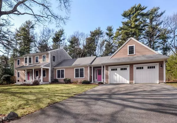 22 Penny Ln, Duxbury, MA 02332