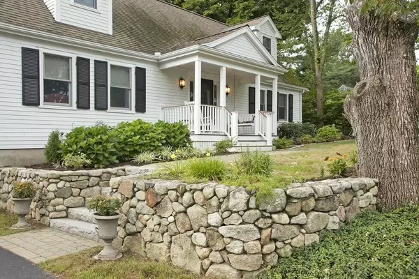 Hingham, MA 02043,45 So. Pleasant St.