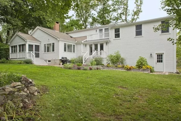 Hingham, MA 02043,45 So. Pleasant St.