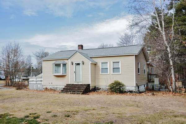 208 Lawrence Road, Salem, NH 03079