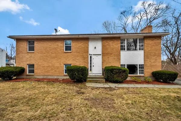 36 Stevens St, Stoneham, MA 02180