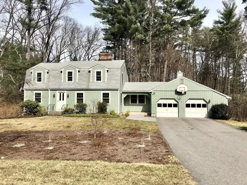 6 Bromfield Rd, Acton, MA 01720