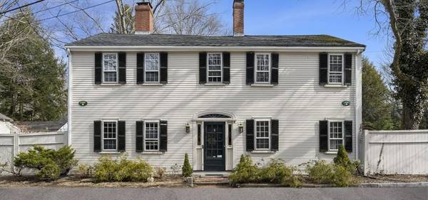 5 Westfield St, Dedham, MA 02026