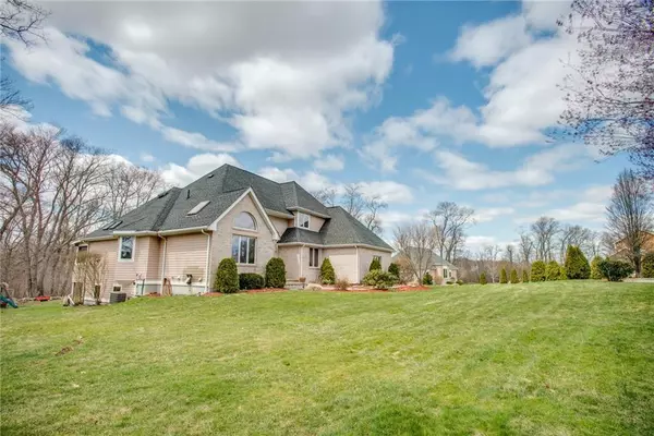 Warren, RI 02885,9 Lambert Lane