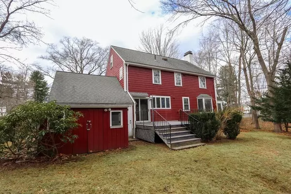 Wellesley, MA 02482,74 Leighton Road