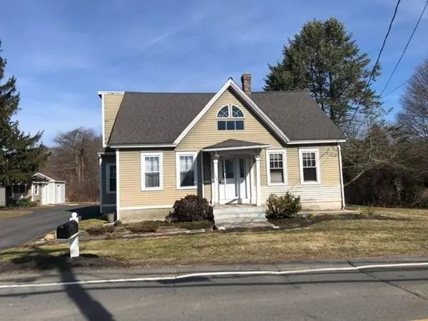 146 South St W, Raynham, MA 02767