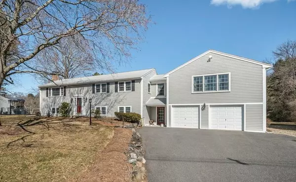 16 Circuit Drive, Stow, MA 01775