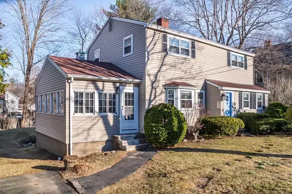 10 Bentwood Street, Foxboro, MA 02035