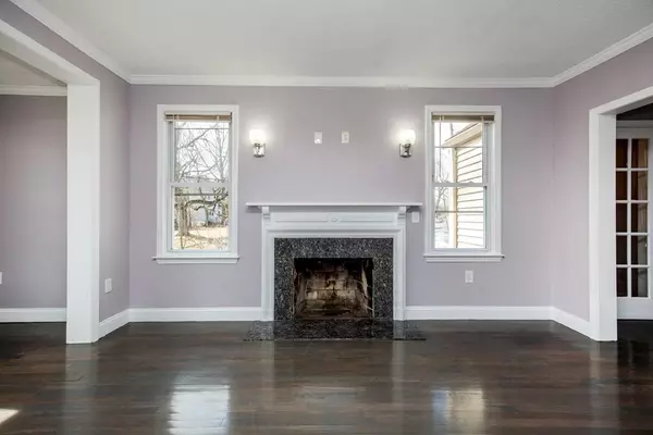 West Springfield, MA 01089,83 South Boulevard