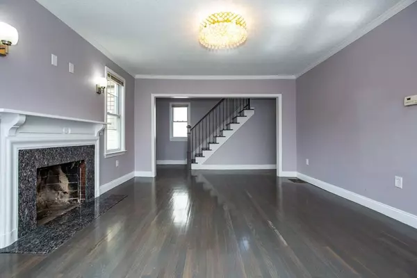 West Springfield, MA 01089,83 South Boulevard
