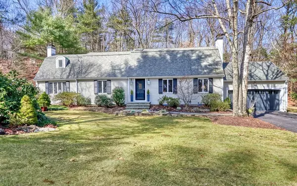 15 Cedar Hill Road, Dover, MA 02030