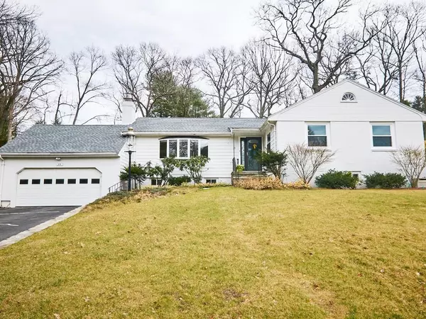 29 Longmeadow Rd, Belmont, MA 02478