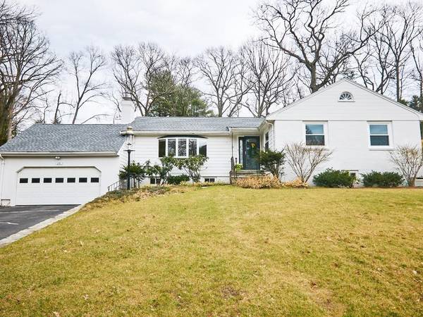 29 Longmeadow Rd, Belmont, MA 02478