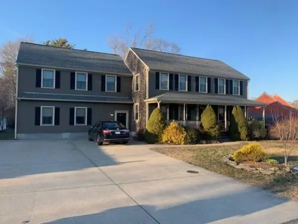 4 Century Dr, Fairhaven, MA 02719