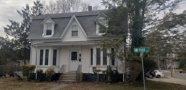 North Attleboro, MA 02760,82-84 Park St