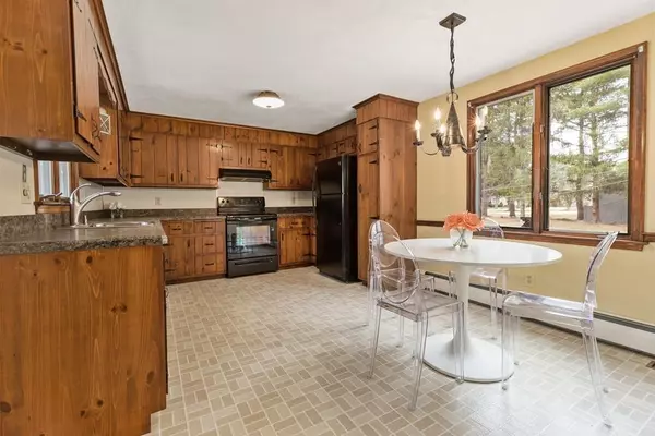 Hingham, MA 02043,2 Craig Ln