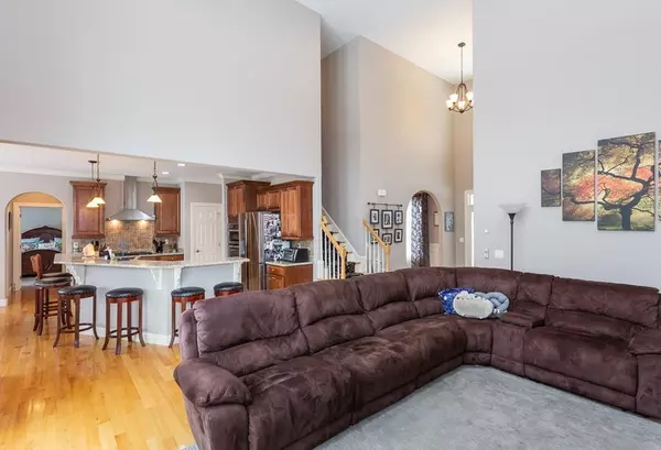 Southampton, MA 01073,102 Gunn Rd