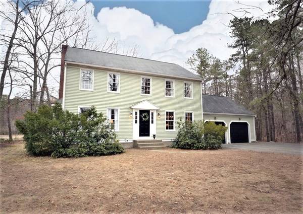 4 Bear Path, Clinton, MA 01510