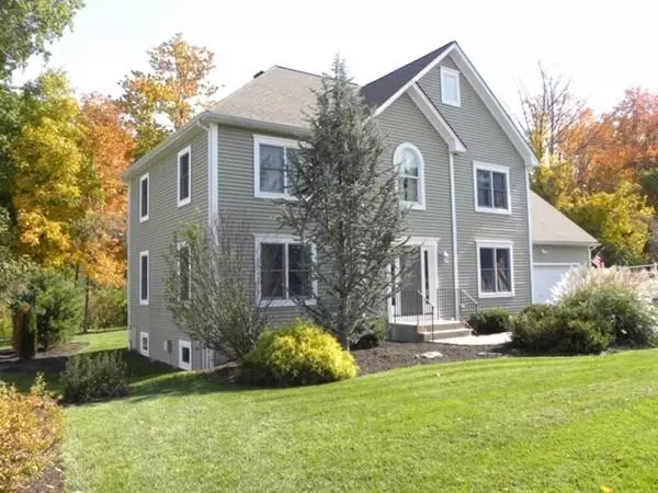 1 Bridle Path, Auburn, MA 01501