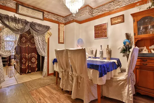 Johnston, RI 02919,74-76 Pocasset St