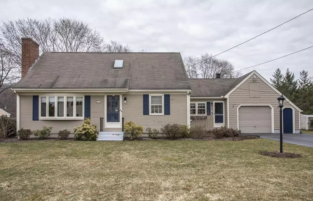 Seekonk, MA 02771,94 Tee Jay Dr