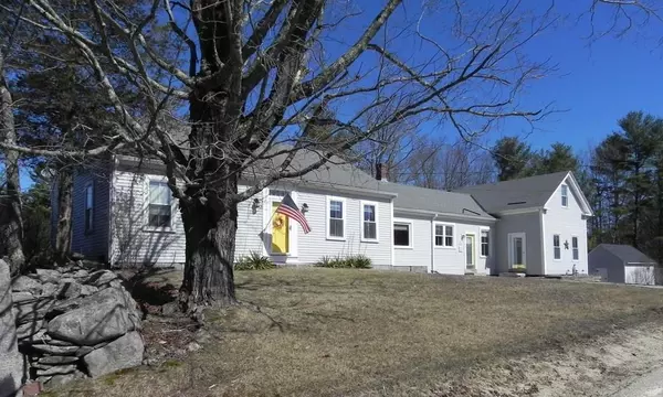 69 Winchendon Rd, Royalston, MA 01368