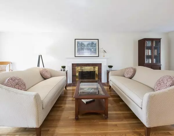 Acton, MA 01720,11 Arborwood Road