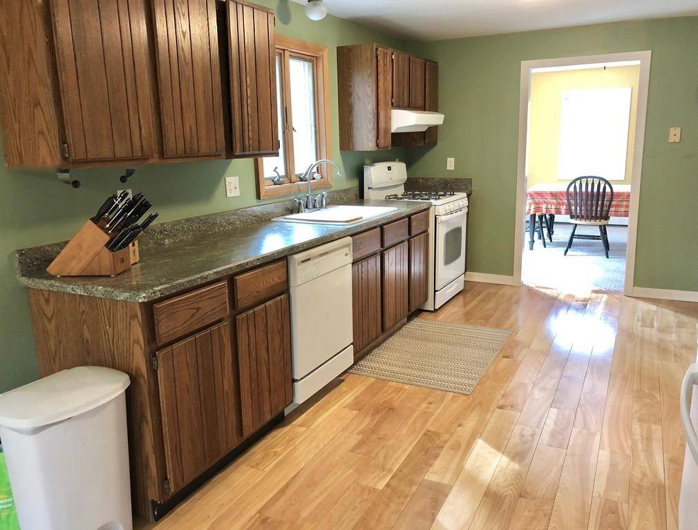 Carver, MA 02330,15 South Meadow Rd