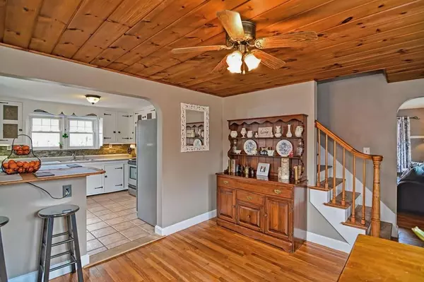 Northbridge, MA 01588,1583 Providence Rd