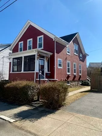 1397 Globe St, Fall River, MA 02721