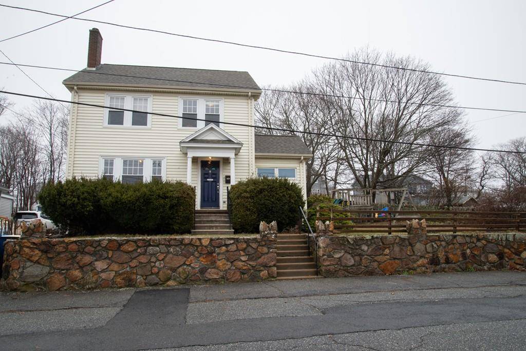 28 Madison Sq, Gloucester, MA 01930