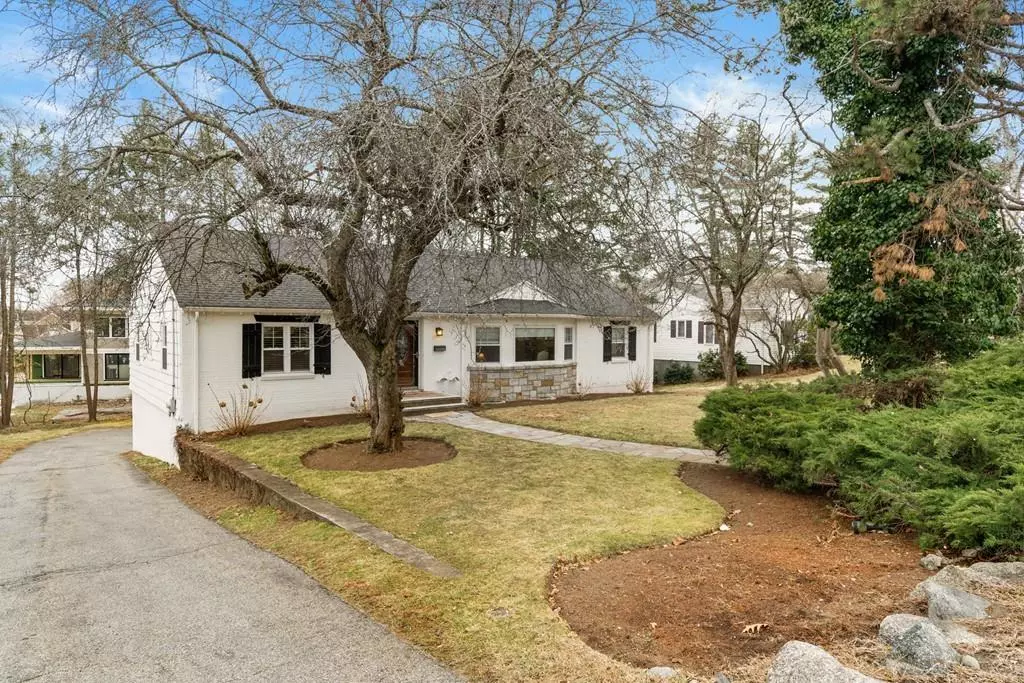 Newton, MA 02465,1270 Commonwealth Ave