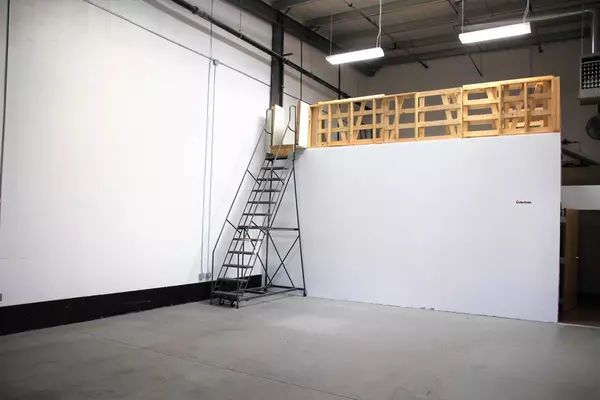 Cumberland, RI 02864,45 Industrial Rd