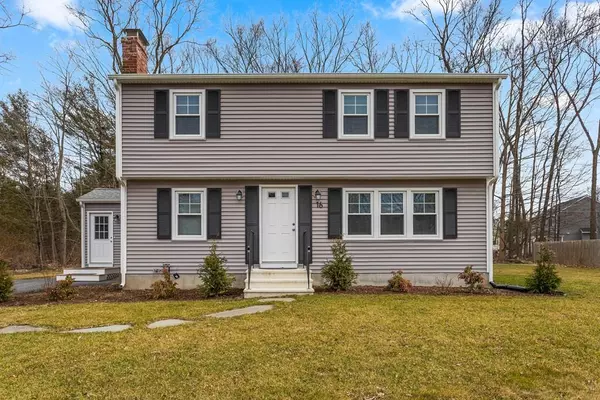 Mansfield, MA 02048,16 Black Pond Rd