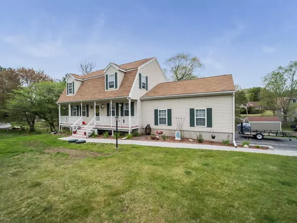 18 Farm Street, Upton, MA 01568