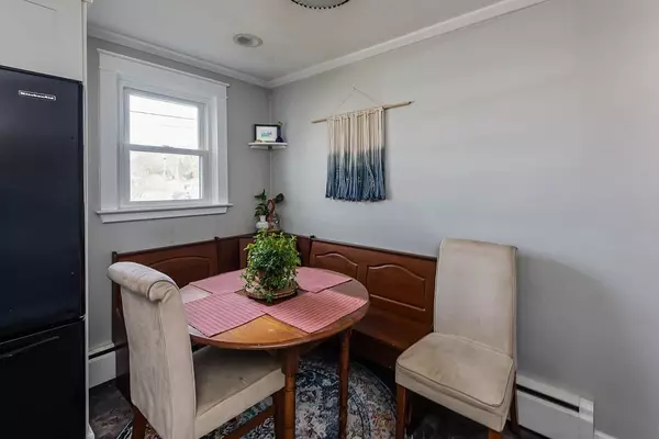 Attleboro, MA 02703,28 Holly Street