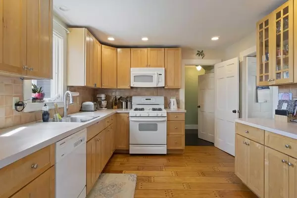 Milton, MA 02186,67 Standish Rd