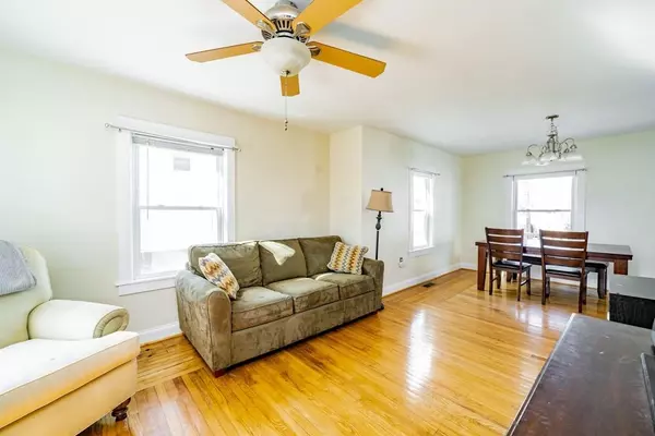 Westfield, MA 01085,14 Cross St