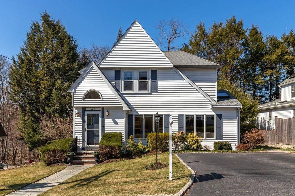 37 Baker Avenue, Lexington, MA 02421