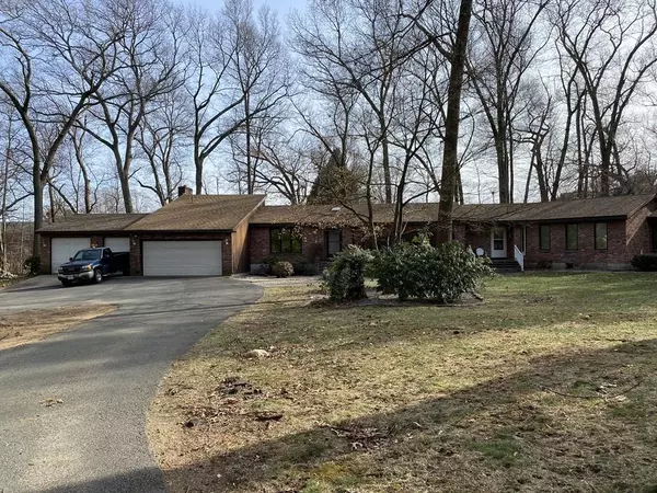 111 Edgewater Road, Agawam, MA 01001