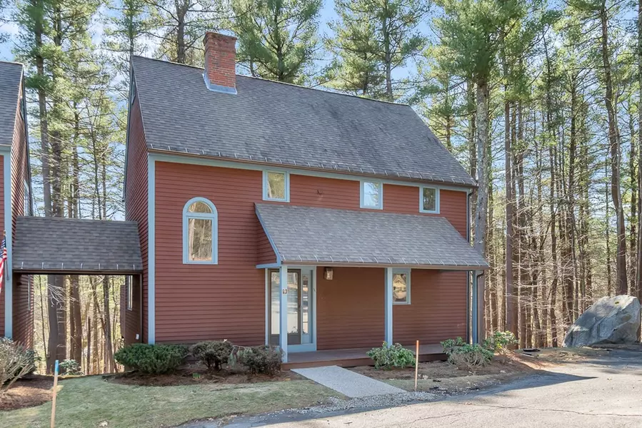 9 Woodridge Lane #9, Westford, MA 01886