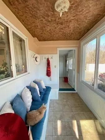 Southbridge, MA 01550,253 Lebanon Hill Rd