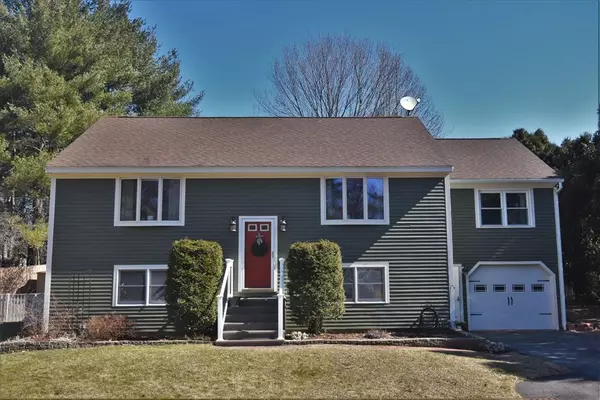 3 Cottage, Amesbury, MA 01913