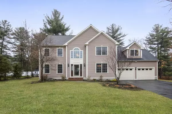 10 Earle Kerr Road, Medfield, MA 02052