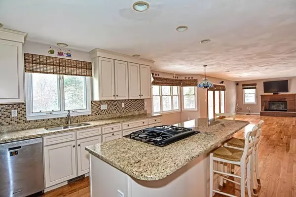 Sharon, MA 02067,6 Cobbler Ln