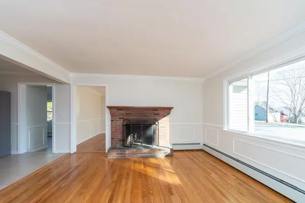 Southbridge, MA 01550,16 Locust Ave