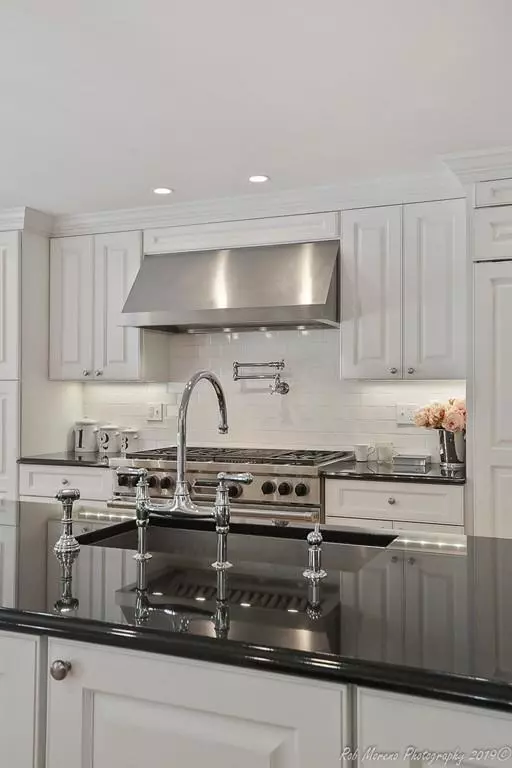 Hamilton, MA 01982,100 Meyer Road