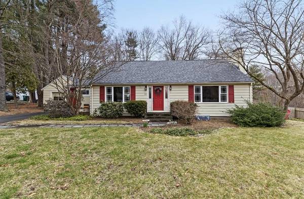 152 Boston Post Rd, Wayland, MA 01778